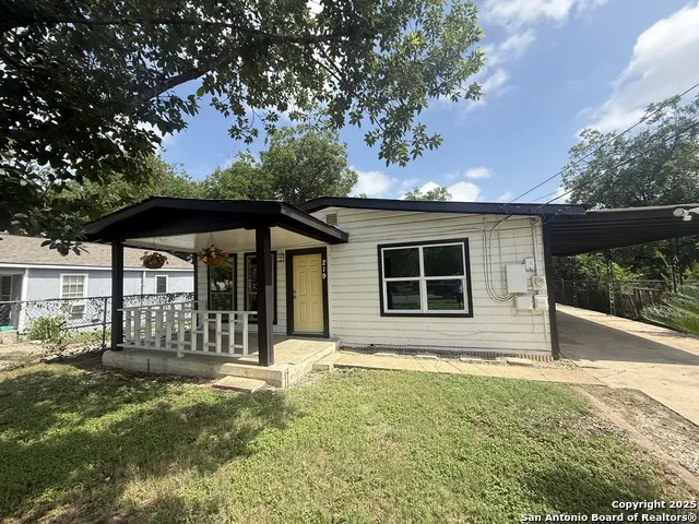 219 MOHAWK ST San Antonio, TX 78211