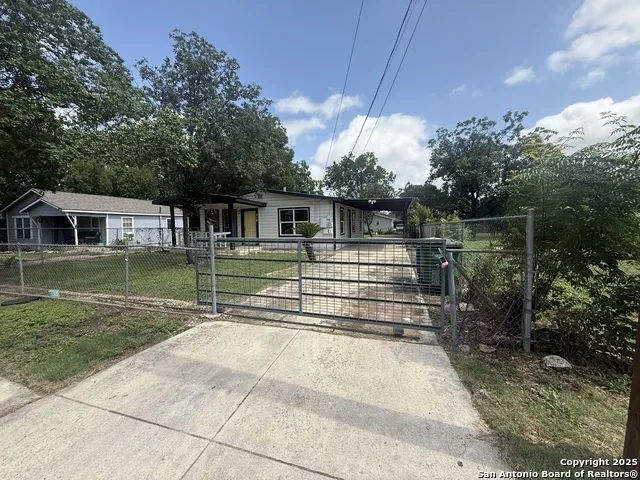 219 MOHAWK ST San Antonio, TX 78211