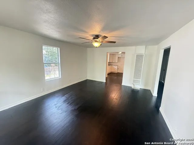 219 MOHAWK ST San Antonio, TX 78211