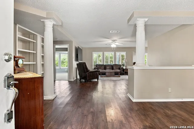 18635 Creekside Pass San Antonio, TX 78259