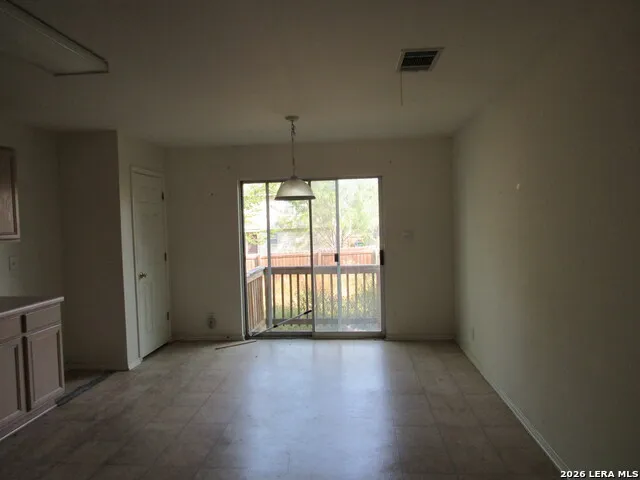 223 BRIDLE RDG San Antonio, TX 78227