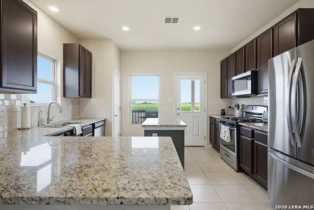 2038 CHELSEA GRV New Braunfels, TX 78130