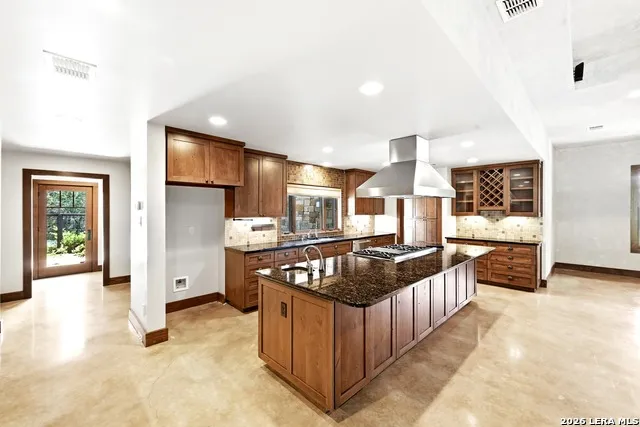 158 Condor San Marcos, TX 78666