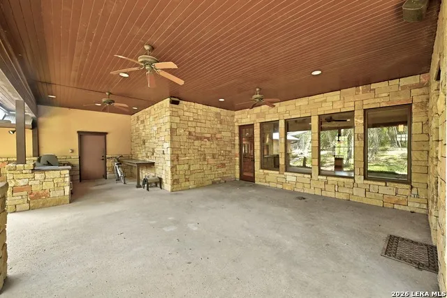 158 Condor San Marcos, TX 78666