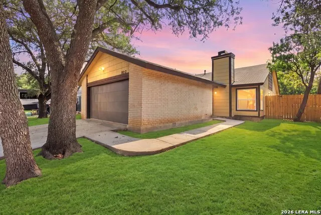 8012 LAUREL BND San Antonio, TX 78250