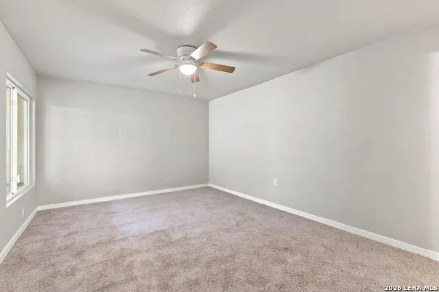 8012 LAUREL BND San Antonio, TX 78250