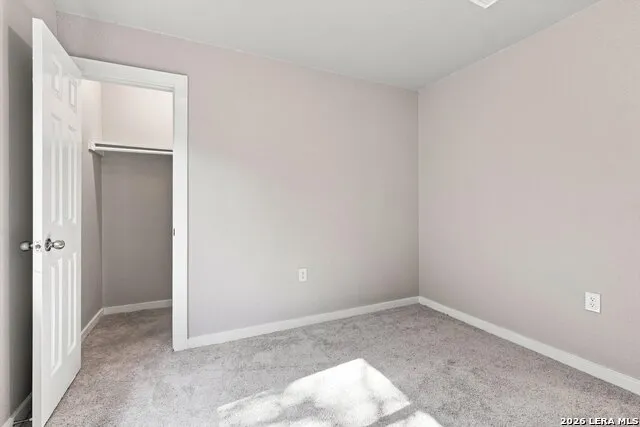 8012 LAUREL BND San Antonio, TX 78250