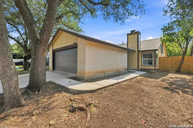 8012 LAUREL BND San Antonio, TX 78250