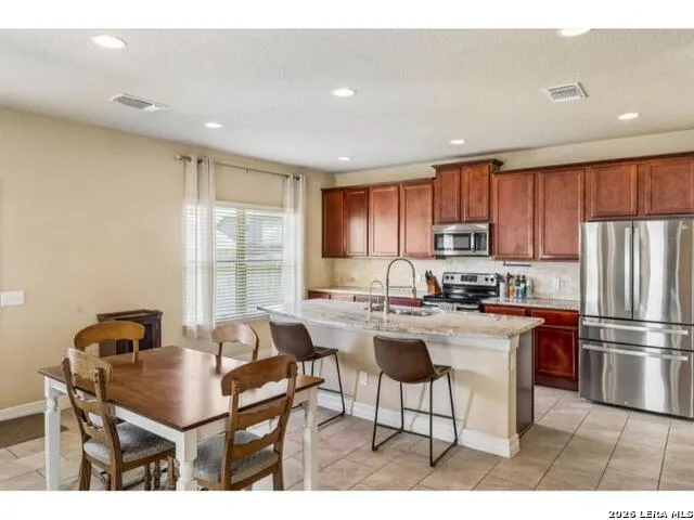 2727 WHEATFIELD WAY New Braunfels, TX 78130