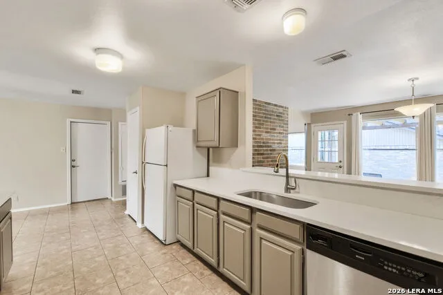 7710 Apple Green San Antonio, TX 78240