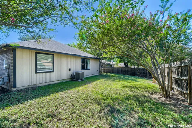 7710 Apple Green San Antonio, TX 78240