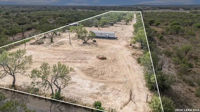 545 County Road 741 Yancey, TX 78886