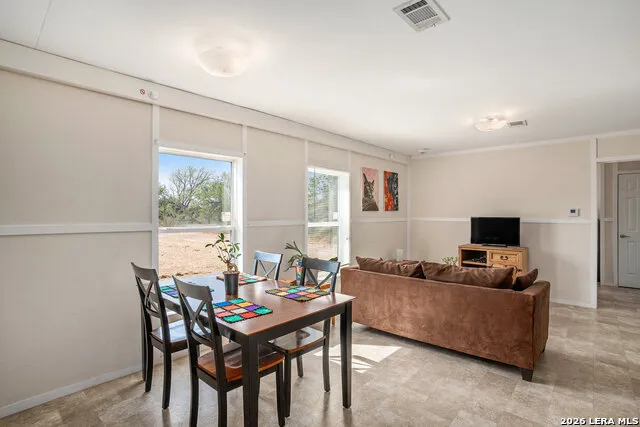 545 County Road 741 Yancey, TX 78886