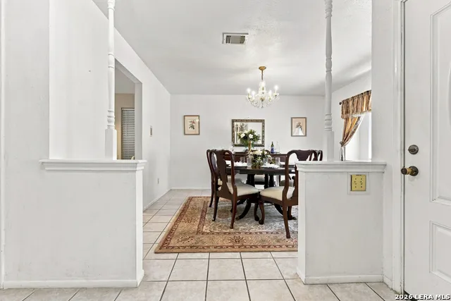 341 ORIENTE DR Pleasanton, TX 78064