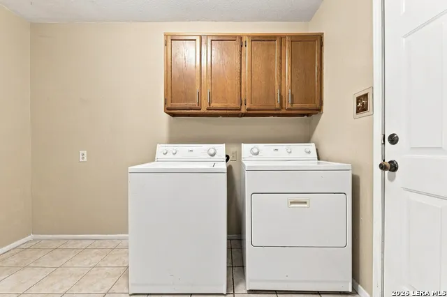 341 ORIENTE DR Pleasanton, TX 78064