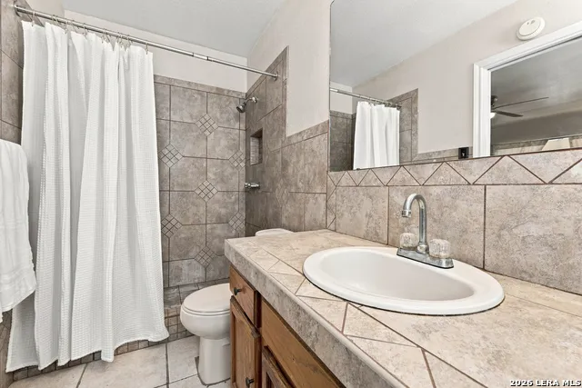 341 ORIENTE DR Pleasanton, TX 78064