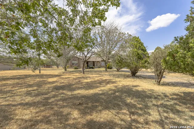 341 ORIENTE DR Pleasanton, TX 78064