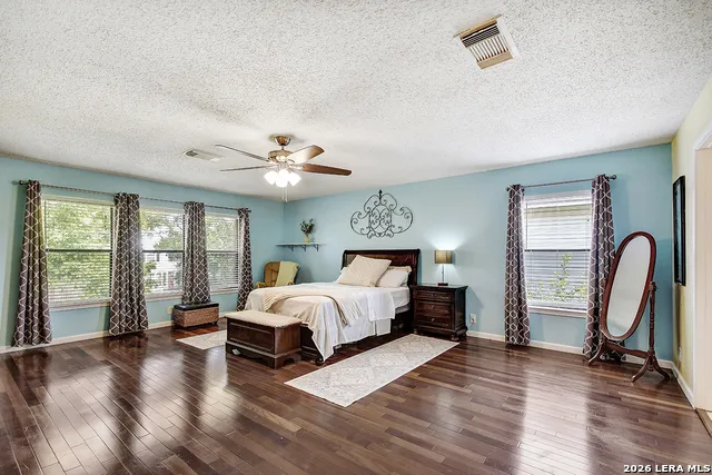 9202 VICTORY PASS DR San Antonio, TX 78240