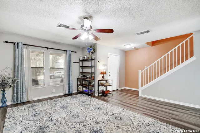 9202 VICTORY PASS DR San Antonio, TX 78240