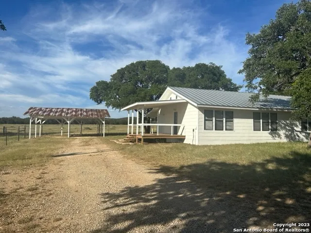 373 PINE TREE Medina, TX 78055