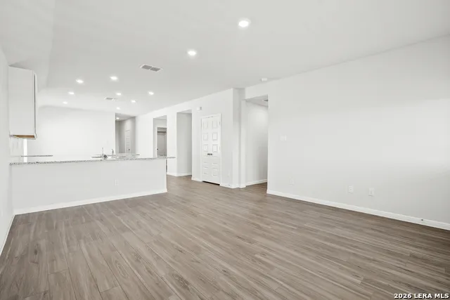 118 High Fence Road San Antonio, TX 78245