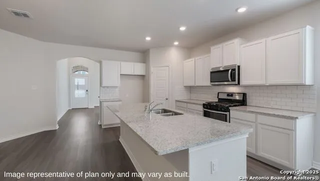 20923 Streamlet End San Antonio, TX 78266