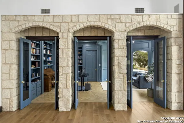 113 Carino Cv Boerne, TX 78006