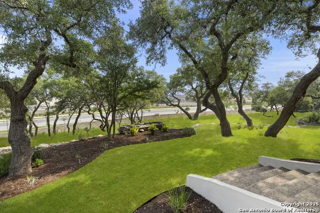 113 Carino Cv Boerne, TX 78006