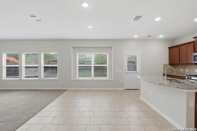 11538 Pelican Pass San Antonio, TX 78221