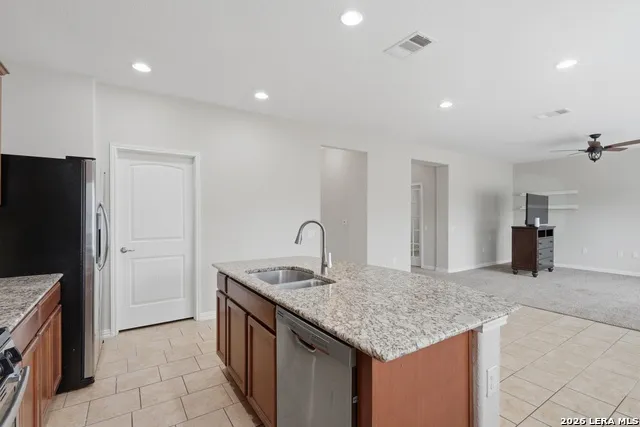 11538 Pelican Pass San Antonio, TX 78221