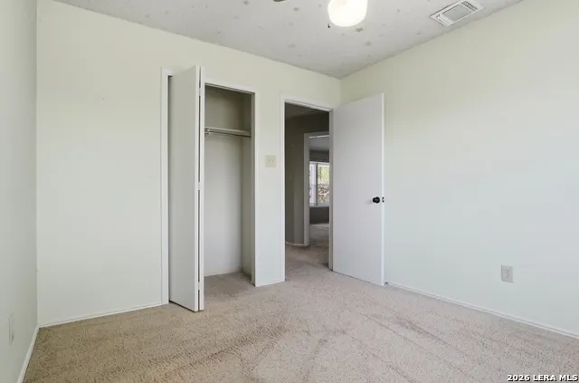 15626 Knollhollow San Antonio, TX 78247
