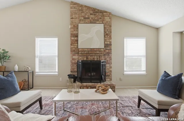 15626 Knollhollow San Antonio, TX 78247