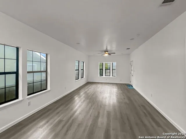 214 Preston Avenue San Antonio, TX 78210