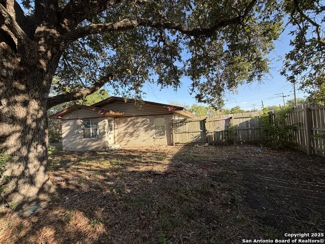 218 Graham Kenedy, TX 78119