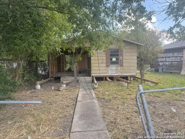 215 REHMANN ST San Antonio, TX 78204