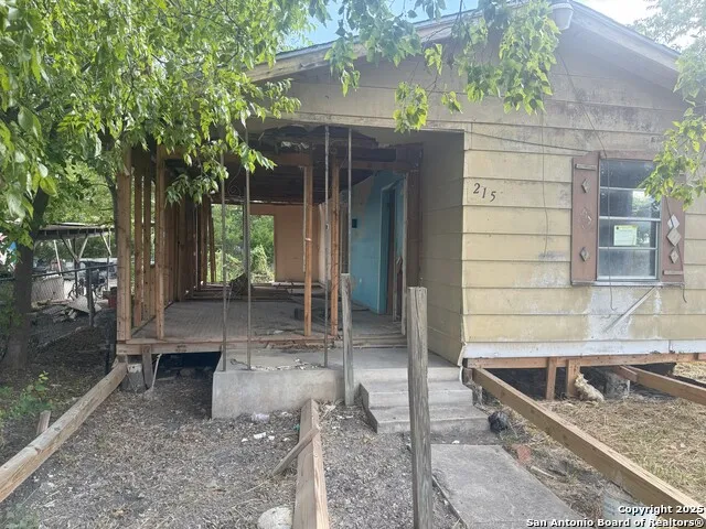 215 REHMANN ST San Antonio, TX 78204