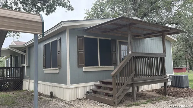 309 Hickory Run La Vernia, TX 78121