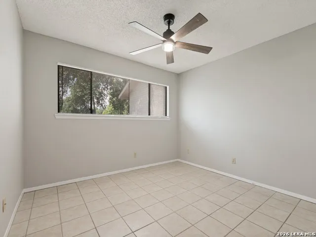 8709 Stream Cir San Antonio, TX 78250