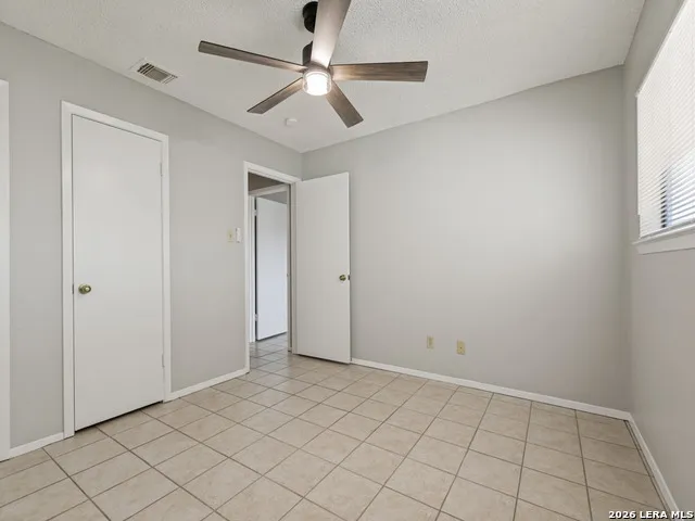 8709 Stream Cir San Antonio, TX 78250