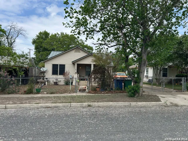 327 Hermitage San Antonio, TX 78223