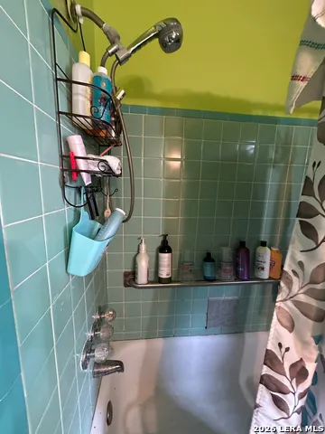 327 Hermitage San Antonio, TX 78223