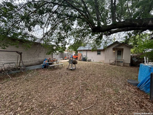 327 Hermitage San Antonio, TX 78223