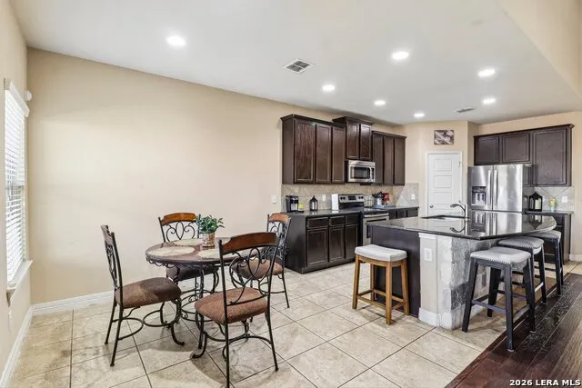 309 HIGHLAND PL Cibolo, TX 78108