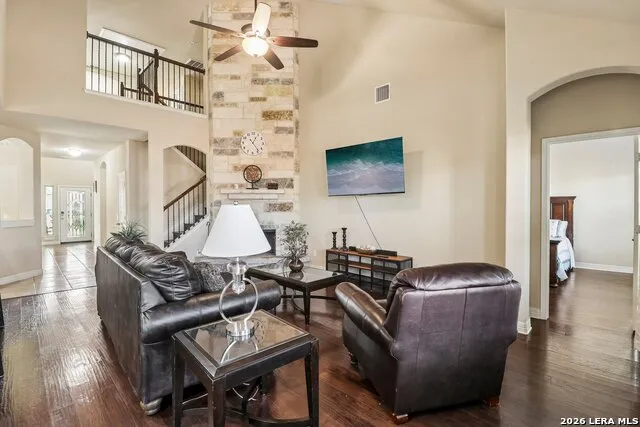 309 HIGHLAND PL Cibolo, TX 78108
