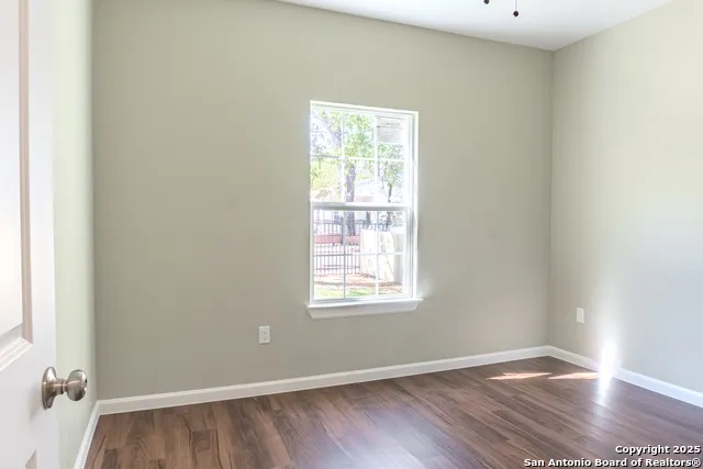 216 S SAN AUGUSTINE AVE San Antonio, TX 78237
