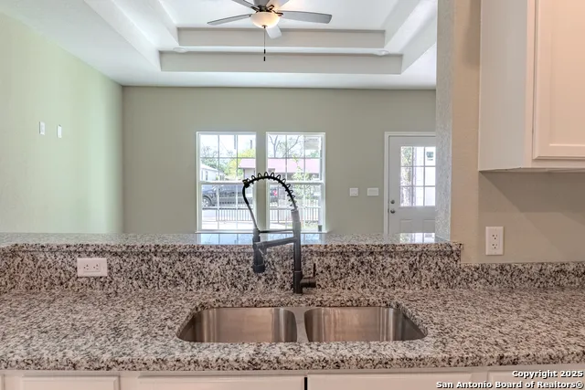216 S SAN AUGUSTINE AVE San Antonio, TX 78237