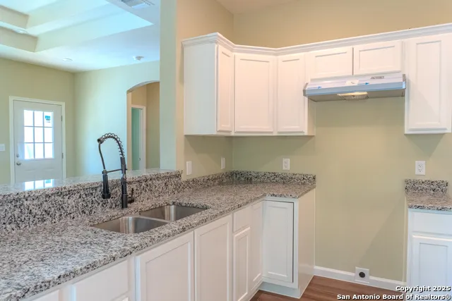 216 S SAN AUGUSTINE AVE San Antonio, TX 78237