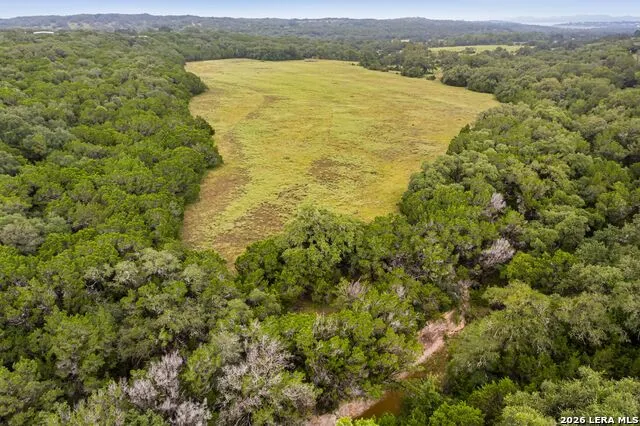 211 Krebs Canyon Lake, TX 78133