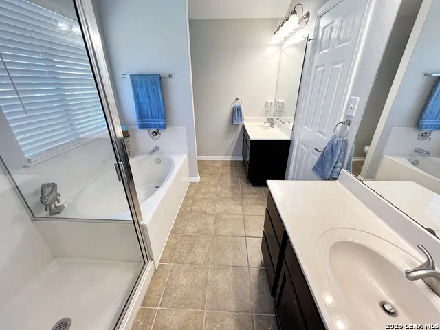 9242 Mare Country San Antonio, TX 78254
