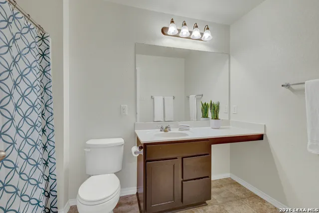 4272 GALE MDWS New Braunfels, TX 78130